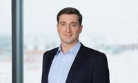 Dr. Dominik Schall